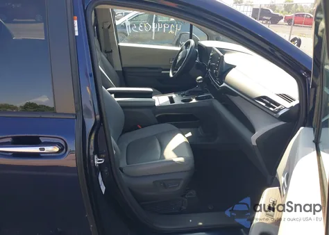 2021 Toyota Sienna Xle из США, поврежденный, VIN 5TDJSKFC8MS003825